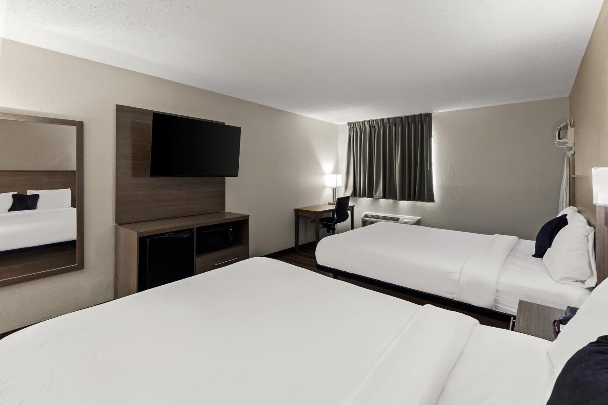 Red Lion Inn & Suites Caseyville 외부 사진